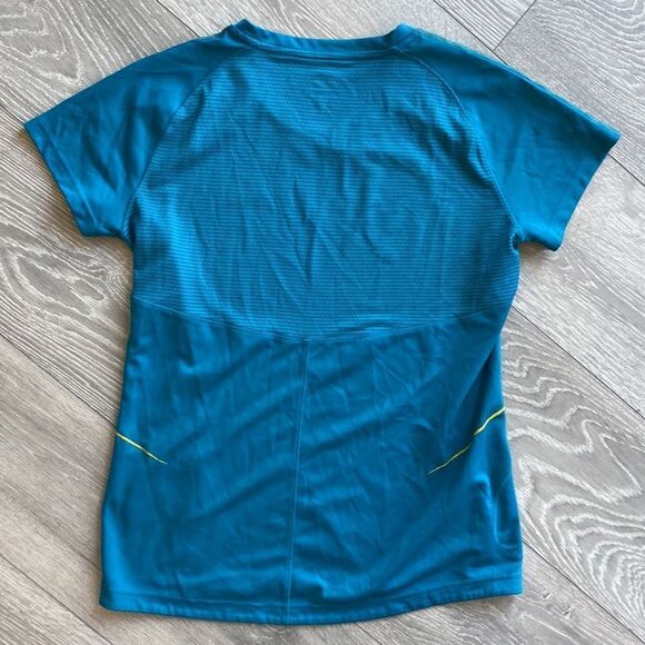 Adidas Workout Top   - Picture 7 of 7